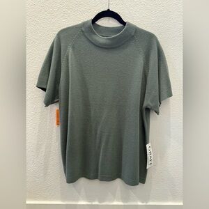 NWT - Graff knitted sweater